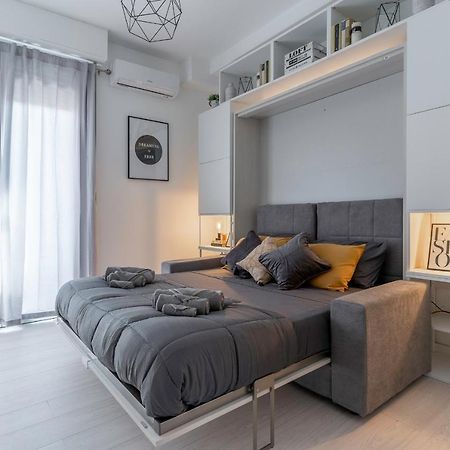 Sebino18 - Design Apartment Suite Милан Экстерьер фото